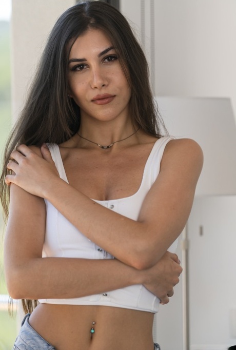 Anya Krey modèle magnifique collection